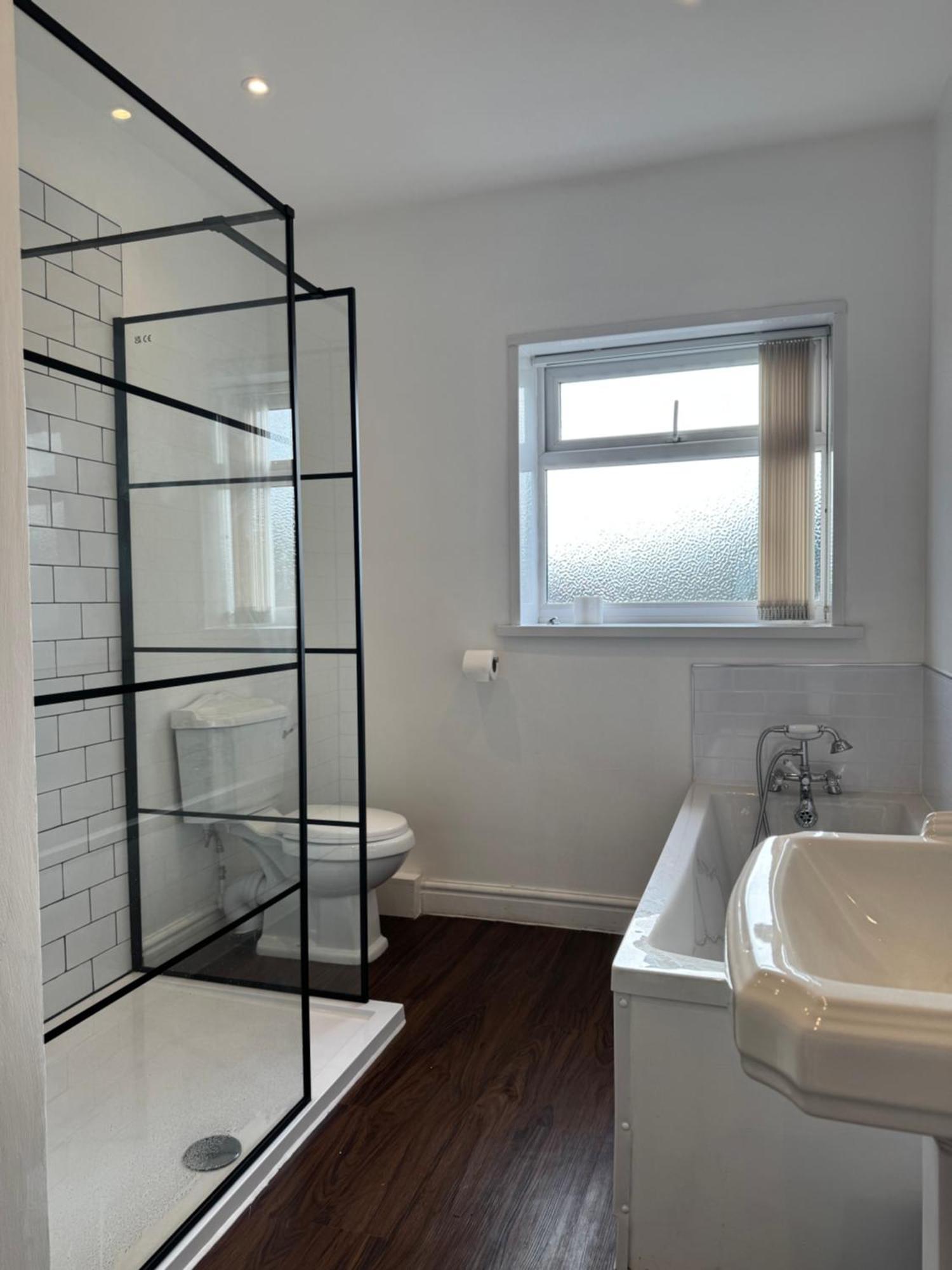Spacious Victorian Birkdale Apartment With Garden Southport Kültér fotó